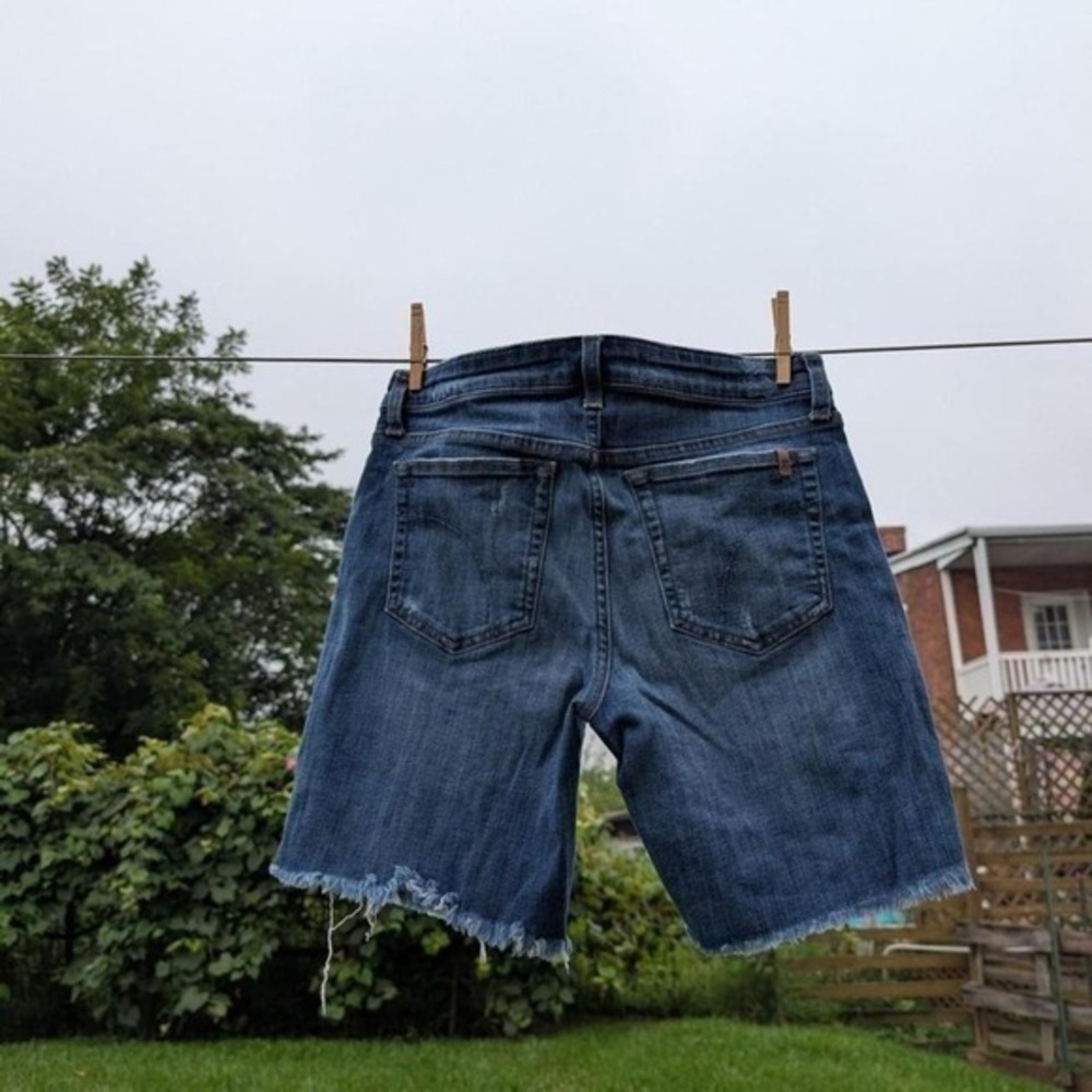 Joe's Jeans Denim Shorts Womens Size 28 Blue‎ Distressed Frayed Hem Casual - Picture 4 of 4